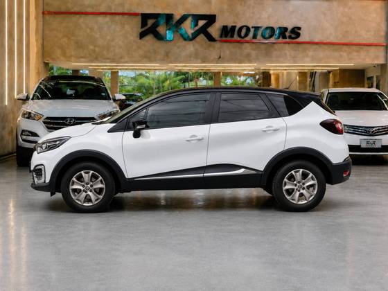 RENAULT CAPTUR 1.6 16V SCE FLEX LIFE X-TRONIC RENAULT CAPTUR 1.6 16V SCE FLEX LIFE X-TRONIC